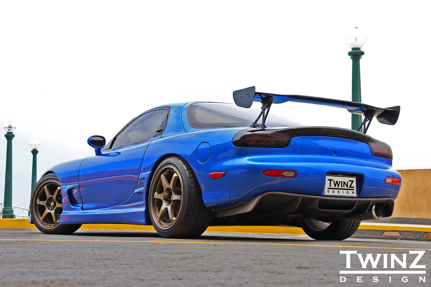 RX7 Rear Diffuser Type 1 (for OEM bumper) Twinz Design